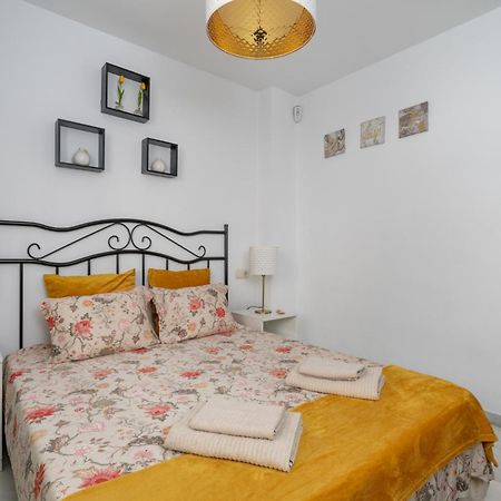 Nice Apartments 20 Meters From The Beach فوينخيرولا المظهر الخارجي الصورة