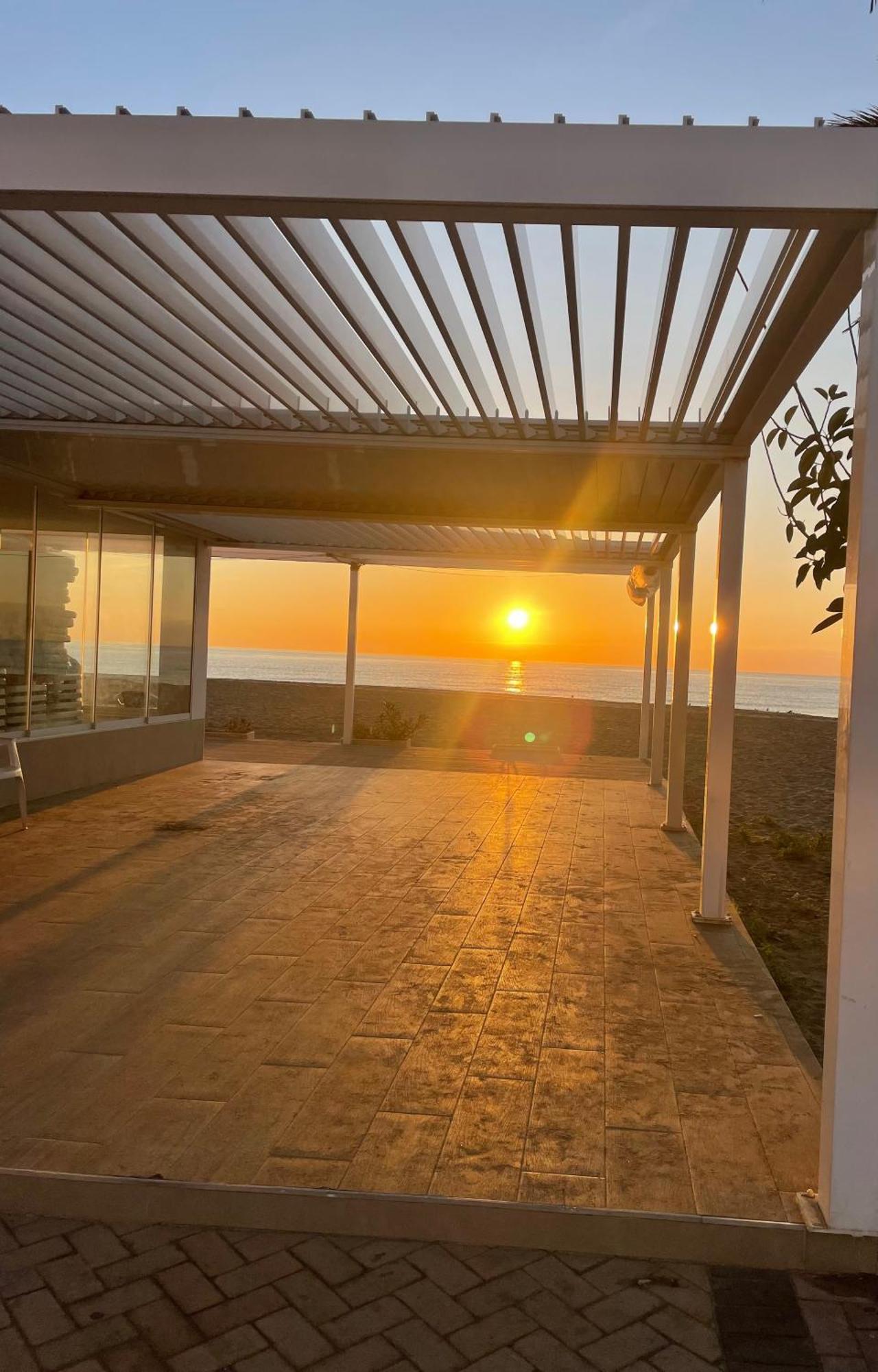 Nice Apartments 20 Meters From The Beach فوينخيرولا المظهر الخارجي الصورة
